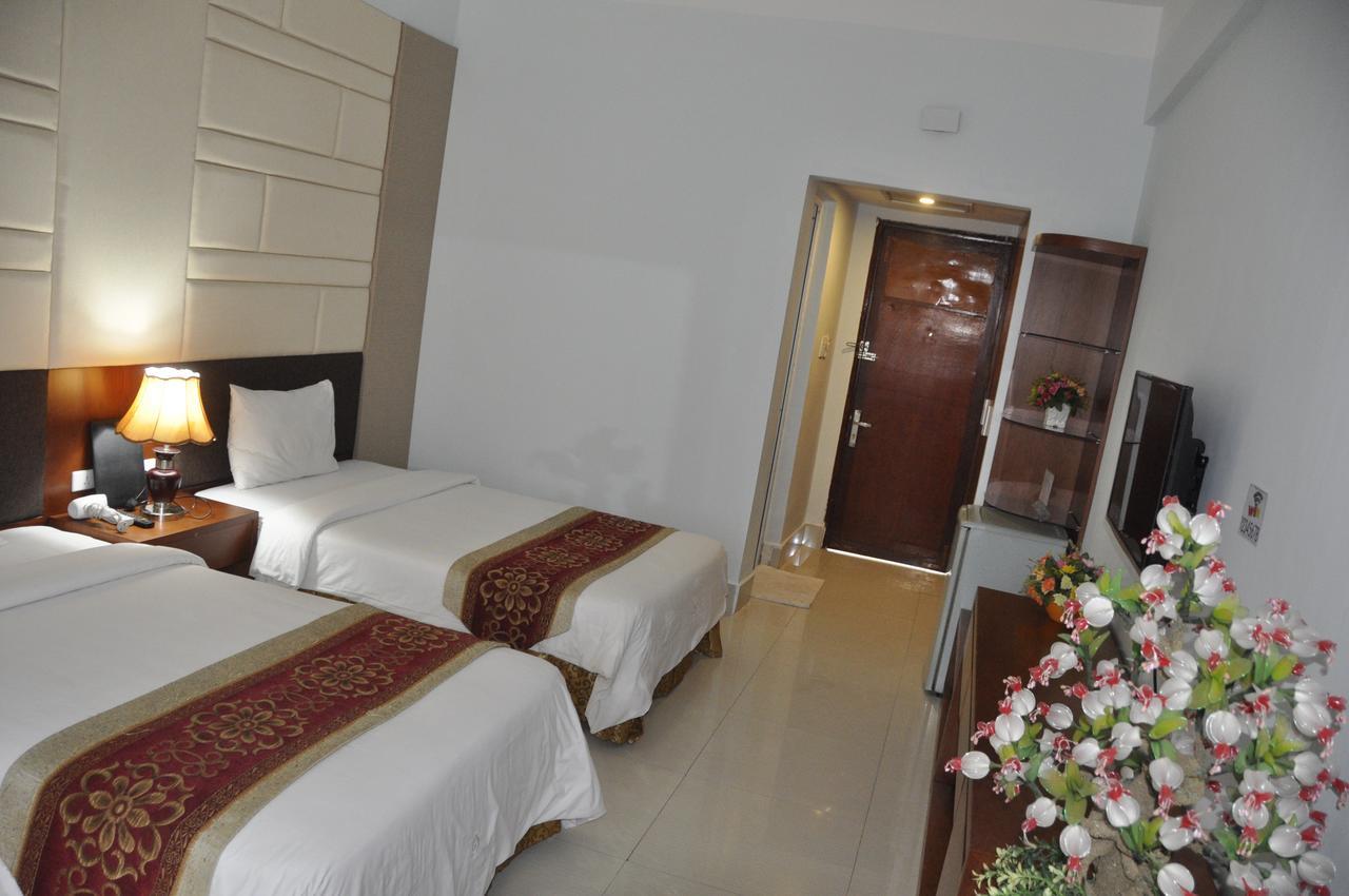 Cong Doan Mong Cai Hotel Куанг Нин Екстериор снимка